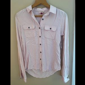 Baby Pink Button Down!🌸